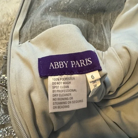 Elegant Silver Beaded Prom/pageant Dress - Picture 4 of 8